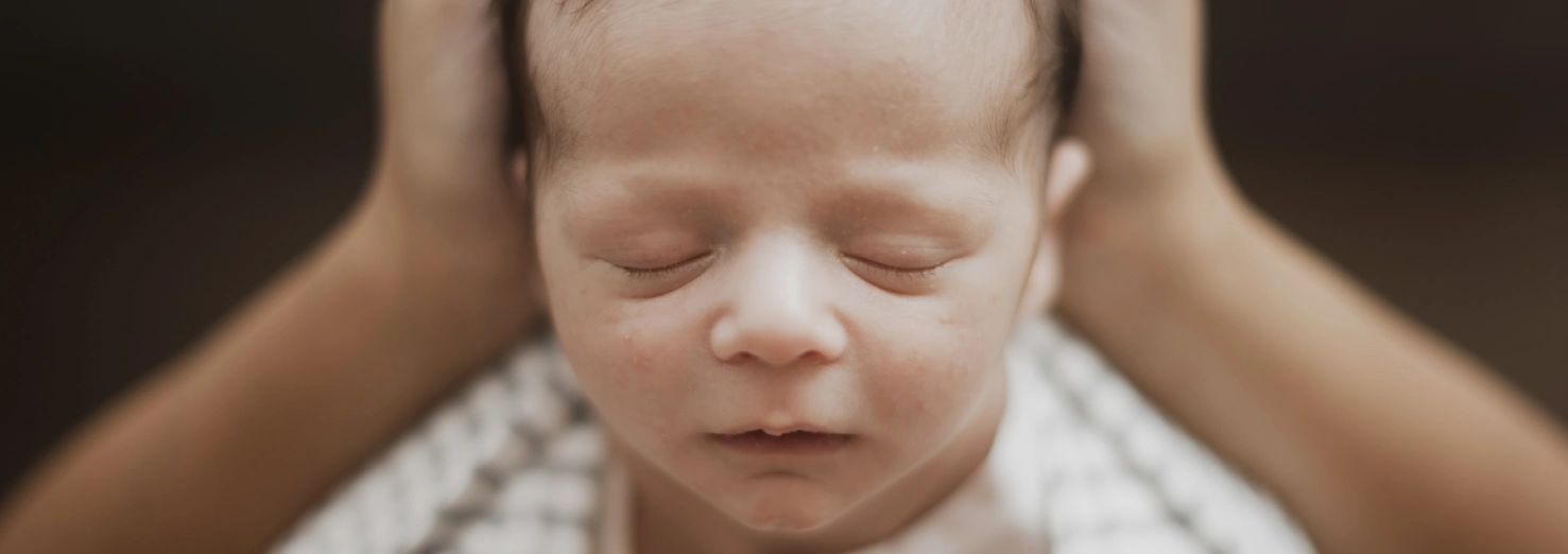 Bebeklerde Karın Şişkinliği Belirtileri Nelerdir?